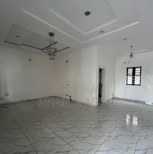 4bdrm Duplex in Lafiaji for rent