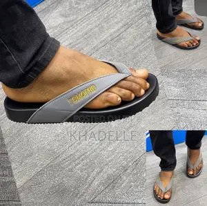 TOMOFRD Men Slippers