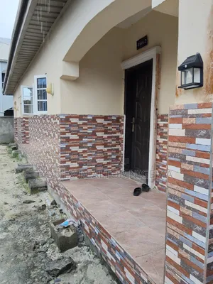 Studio Apartment in London Ville Estate, Bogije for rent