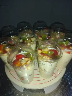 Granola/Fruit Parfait