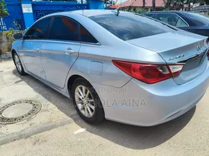 Hyundai Sonata 2011 Blue