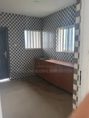 2bdrm Block of Flats in Alafia Estate, Akobo for rent