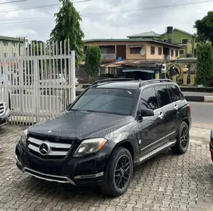 Mercedes-Benz GLK-Class 350 2010 Black