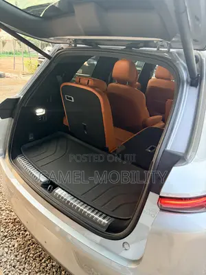 Li Auto L8 2024 Silver