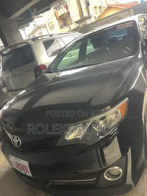 Toyota Camry SE Sport 4dr Sedan (2.5L 4cyl 6A) 2014 Black