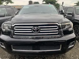 Toyota Sequoia Platinum 4x4 2019 Black