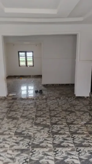 2bdrm Block of Flats in City College, Karu for rent