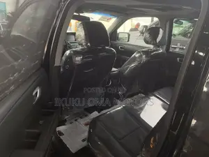 Honda Pilot Touring w/RES/Navi 4WD (3.5L 6cyl 5A) 2011 Black