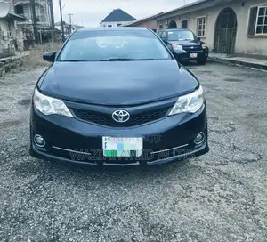 Toyota Camry SE 4dr Sedan (2.5L 4cyl 6A) 2012 Black