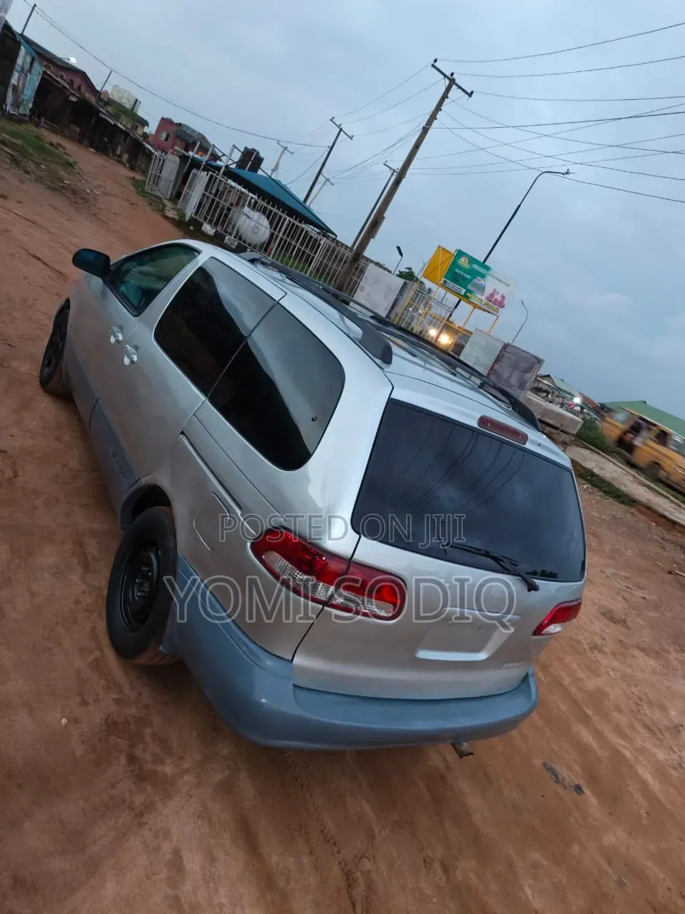Toyota Quantum 2002 Grey