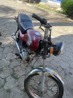 Bajaj Boxer 2015 Red