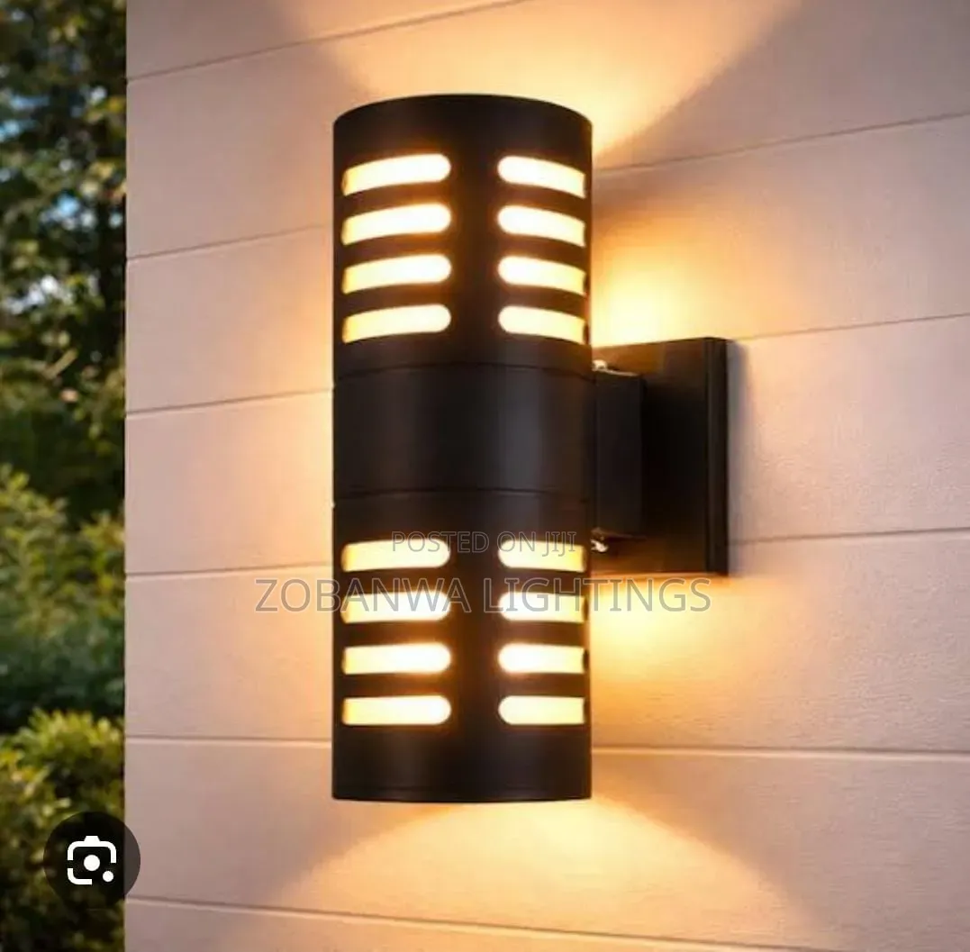 Waterproof LED Wall Light Replaceable Light Bulb