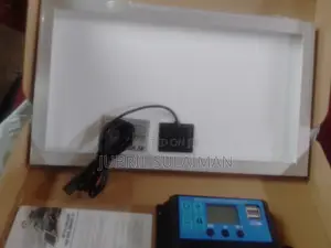 10W Solar Panel + PWM Charge Controller (LCD, USB) – Brand NeNever Use