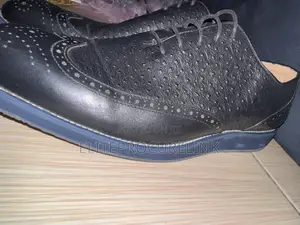Men’s Shoe