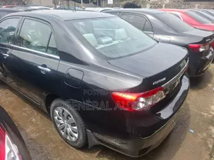 Toyota Corolla 2013 Black