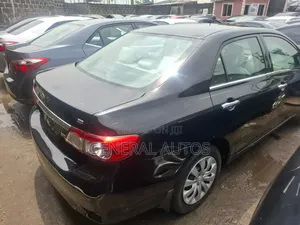 Toyota Corolla 2013 Black