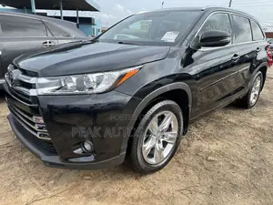 Toyota Highlander Limited 4dr SUV AWD (3.5L 6cyl 6A) 2015 Black