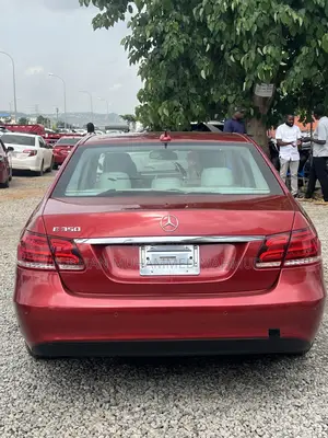 Mercedes-Benz E350 Base 4dr Sedan RWD (3.5L 6cyl 7A) 2014 Red