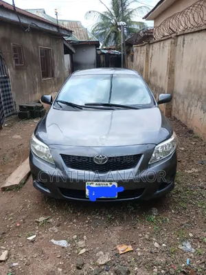 Toyota Corolla 2009 Gray
