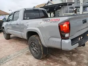 Toyota Tacoma TRD Sport 2019 Gray