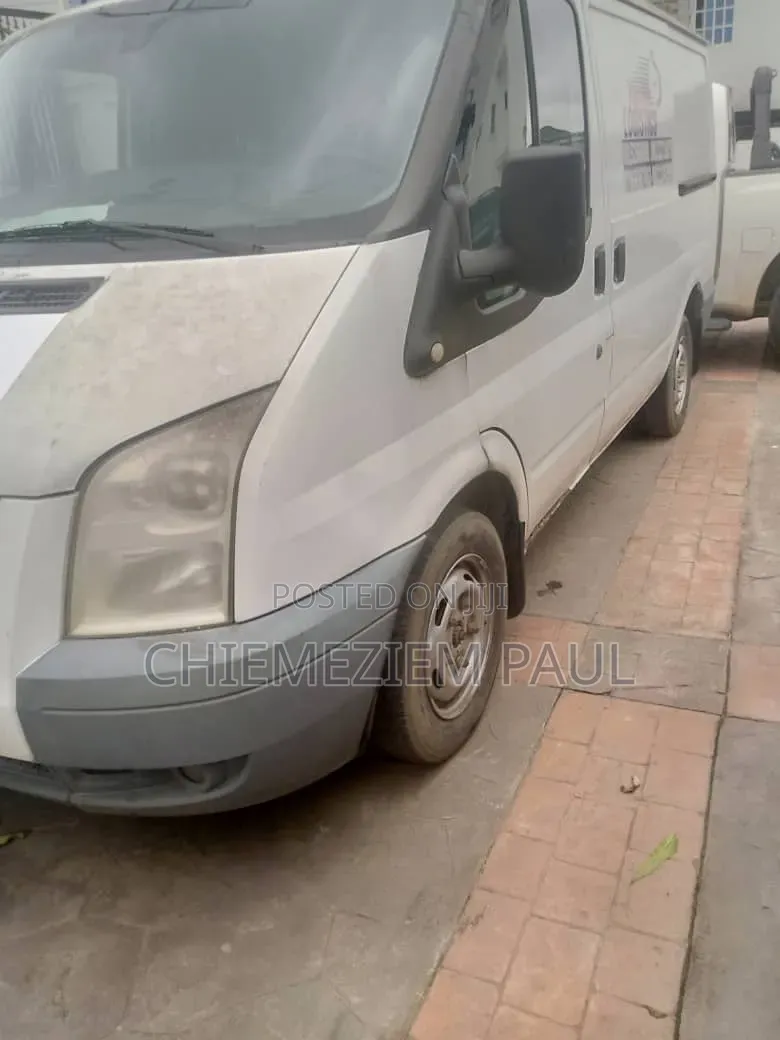 Ford E350 2010 White