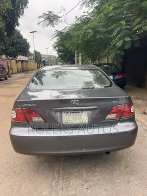 Lexus ES 300 2003 Green