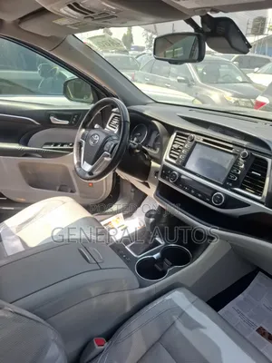 Toyota Highlander 2016 Black
