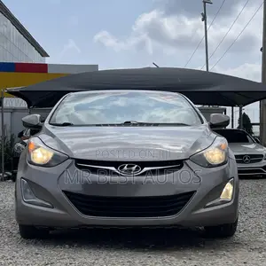Hyundai Elantra Limited 4dr Sedan (1.8L 4cyl 6A) 2014 Gray