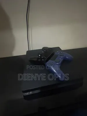 PS4 Hacked With 2 Controllers Plus 5 Games