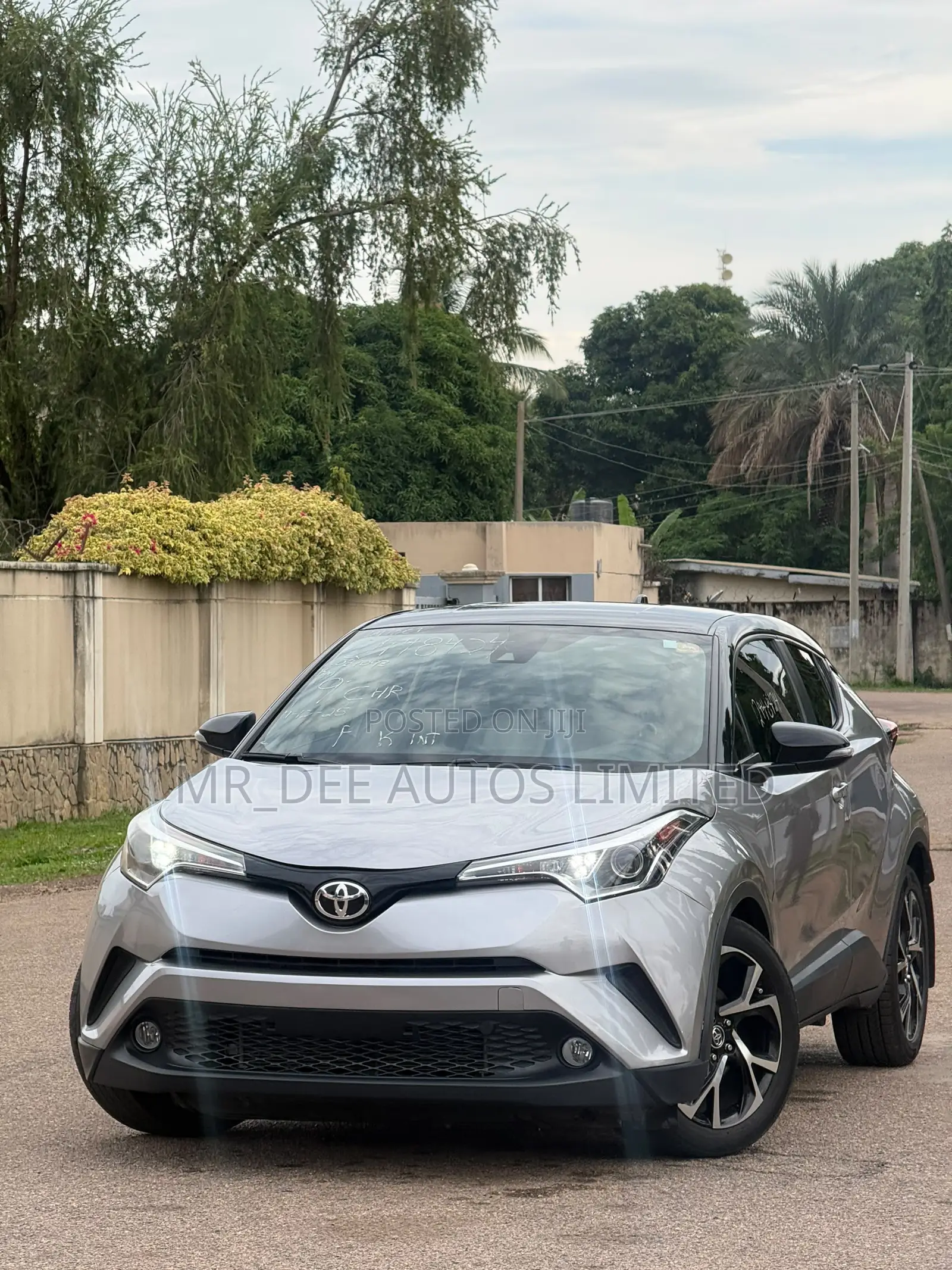 Toyota C-HR 2019 Silver