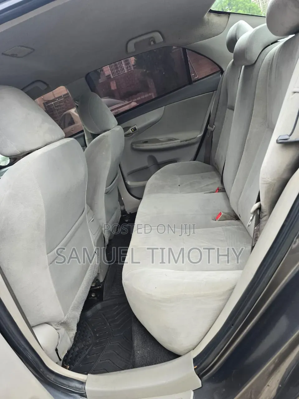 Toyota Corolla 2010 Gray