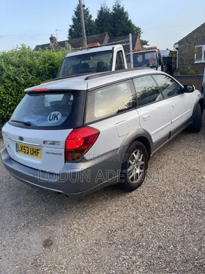 Subaru Outback 2.5 2006 White