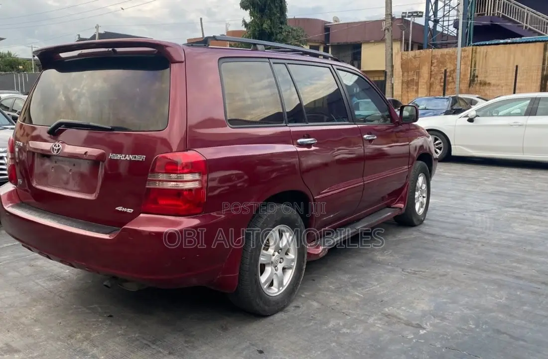 Toyota Highlander 2002 Red