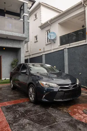 Toyota Camry SE 4dr Sedan (2.5L 4cyl 6A) 2017 Black