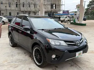 Toyota RAV4 XLE 4dr SUV (2.5L 4cyl 6A) 2015 Black