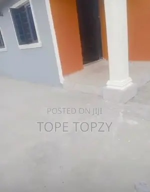 6bdrm House in Oke-Odu, Akure for sale