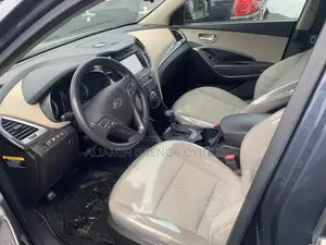 Hyundai Santa Fe SE AWD 2017 Blue