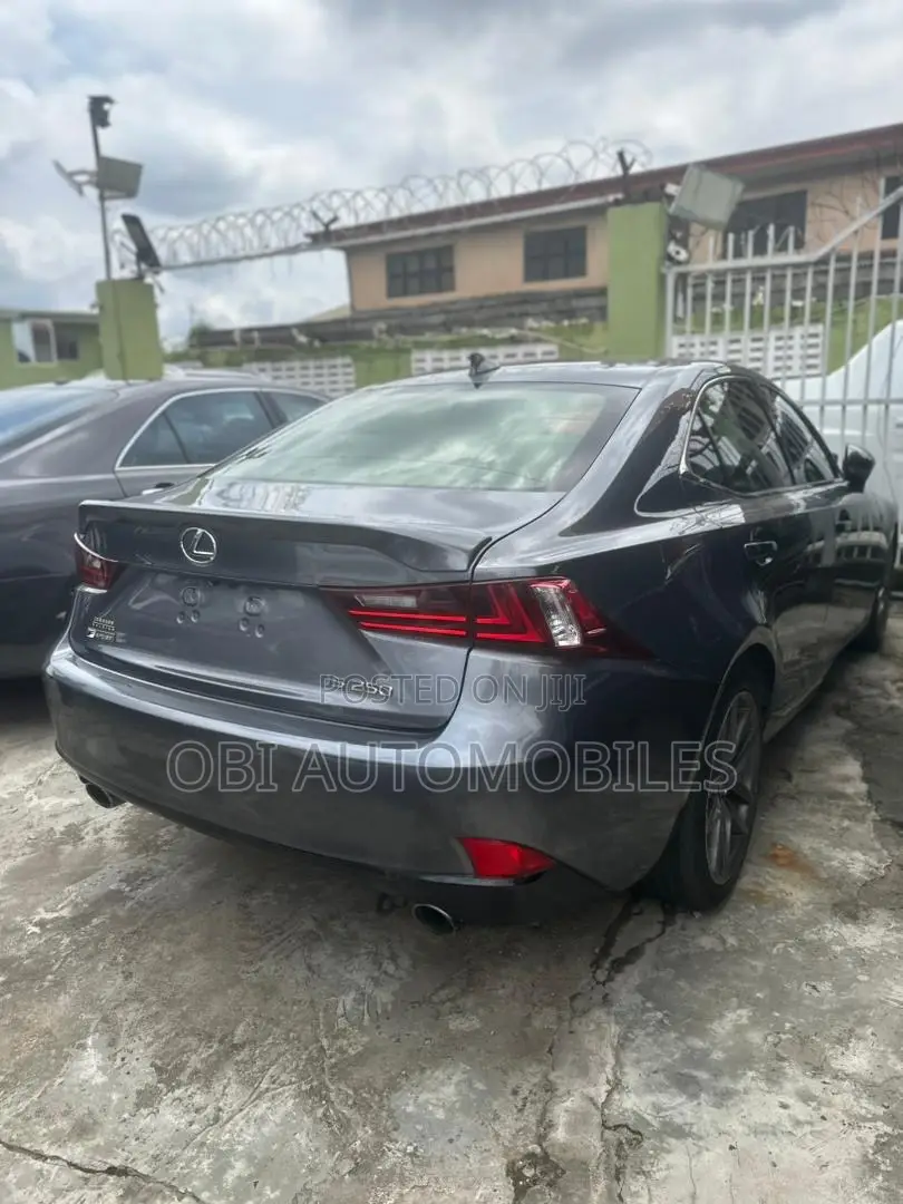 Lexus IS 250 2015 Gray