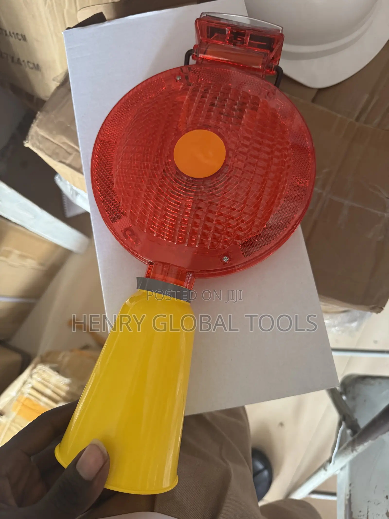 Solar LED Warning Light (Portable Traffic Safety Beacon)