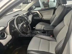 Toyota RAV4 2015 Silver