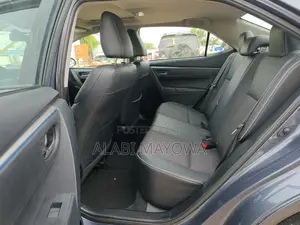Toyota Corolla S Premium 4dr Sedan (1.8L 4cyl CVT) 2014 Gray