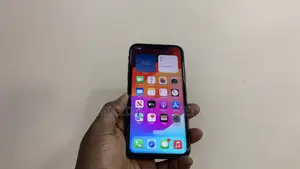 Apple iPhone 11 128 GB Black