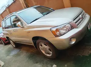 Toyota Highlander 2004 Silver