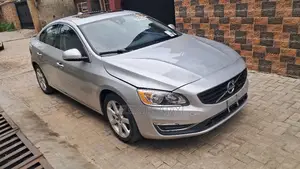 Volvo S60 T5 Drive-E FWD 2016 Silver