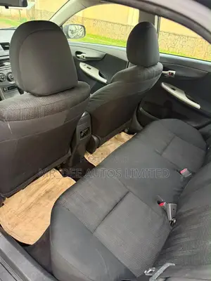Toyota Corolla 2012 Gray