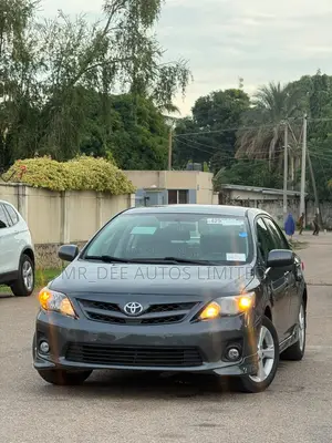 Toyota Corolla 2012 Gray