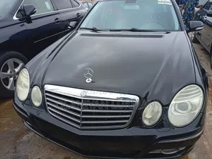 Mercedes-Benz E350 Base 4dr Sedan RWD (3.5L 6cyl 7A) 2008 Black