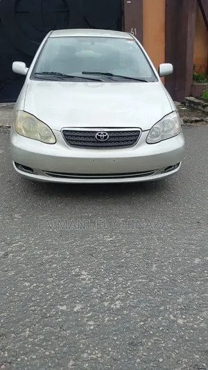Toyota Corolla 2004 Silver