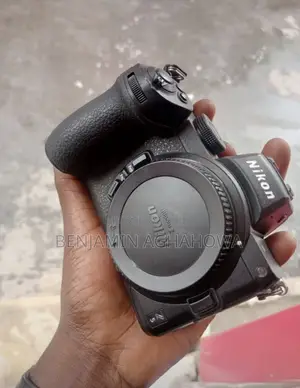 Nikon Z5 Camera and Lens