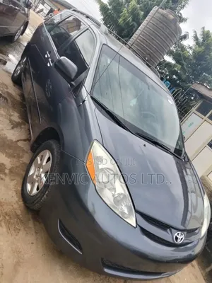 Toyota Sienna 2007 Gray